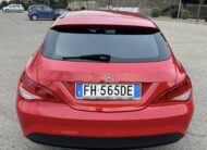 MERCEDES CLA SHOOTING BRAKE 180 D PREMIUM