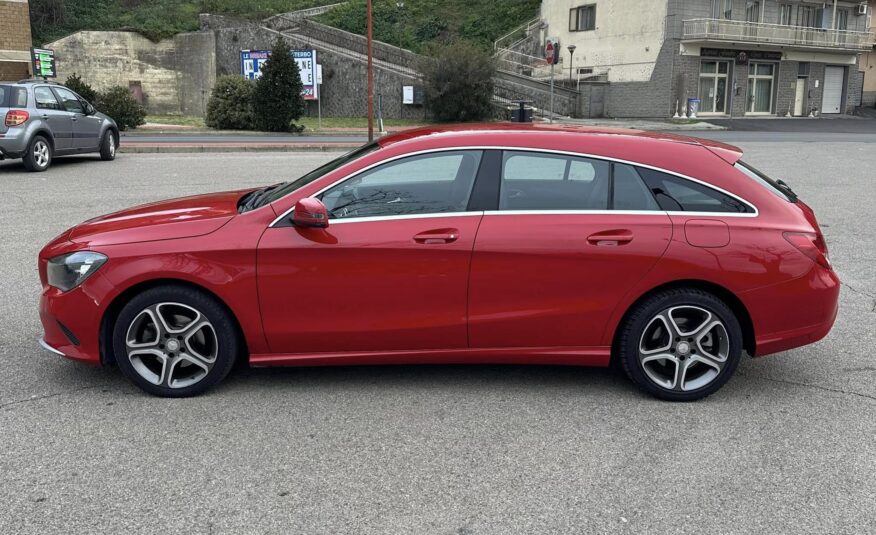 MERCEDES CLA SHOOTING BRAKE 180 D PREMIUM