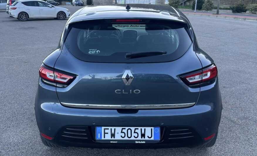 RENAULT CLIO 1.5 DCI 75 CV MOSCHINO