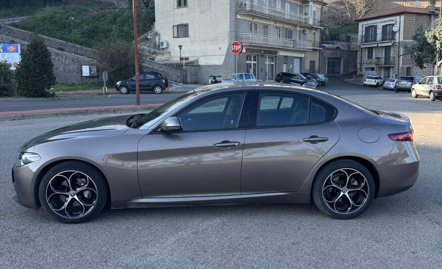 ALFA ROMEO GIULIA 2.2 MTJ 160 CV